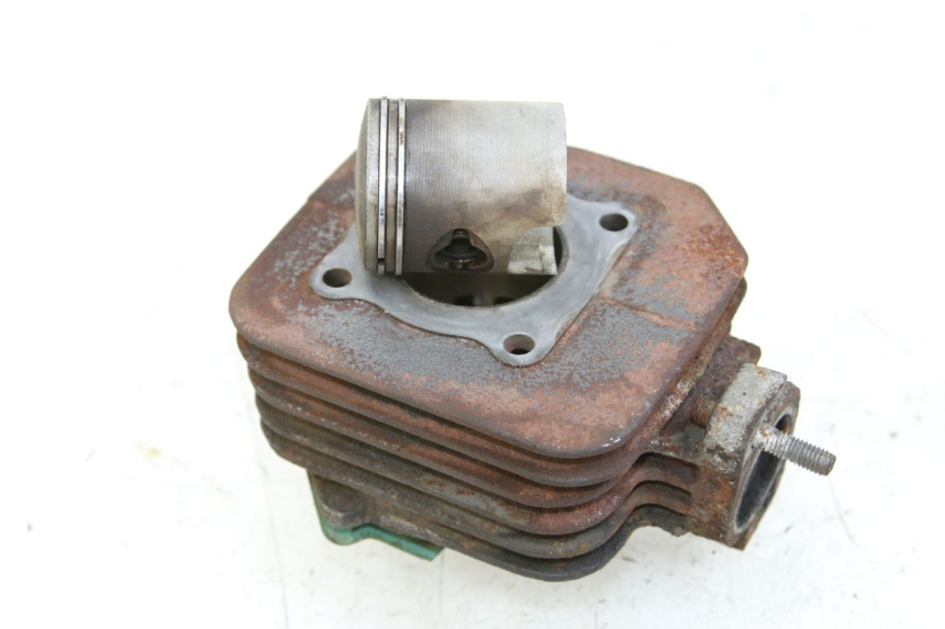 photo de CILINDRO PISTÃO PEUGEOT LUDIX 50 (2005 - 2007) - Vista de perto