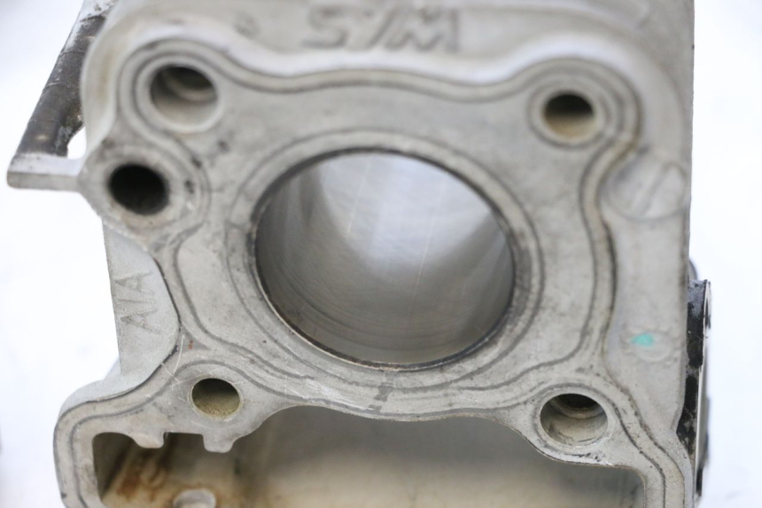 photo de PISTÃO DO CILINDRO SYM MIO 50 (2005 - 2010) - Pontos de fixação
