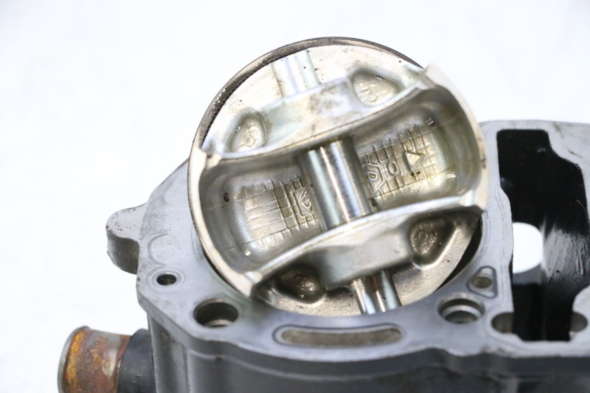 photo de CILINDRO PISTÃO PIAGGIO MP3 LT 300 (2010 - 2016) - Vista de perto