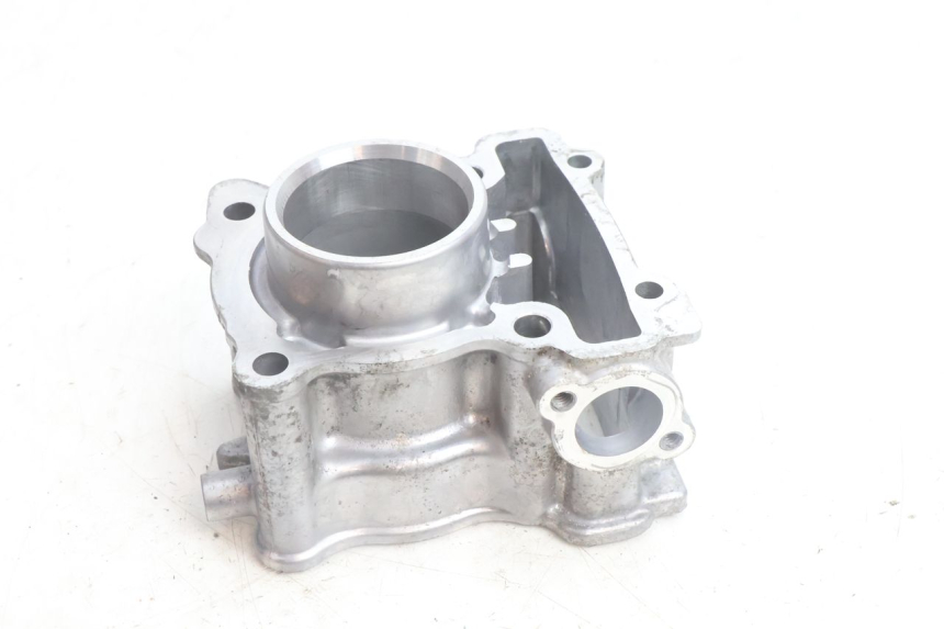 photo de PISTÃO DO CILINDRO YAMAHA N-MAX NMAX 125 (2021 - 2024) - Detalhes característicos