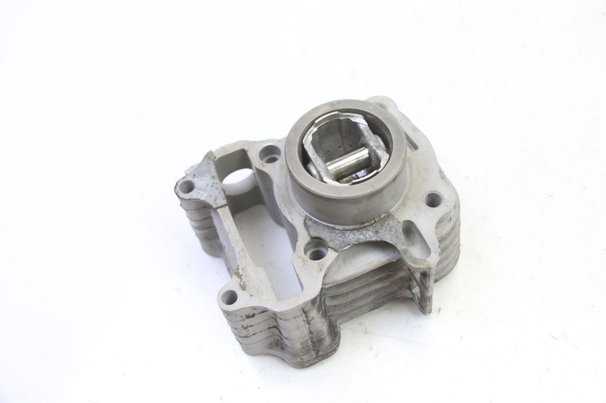 photo de CILINDRO PISTÃO SYM ORBIT 2 4T 50 (2008 - 2017) - Pontos de fixação