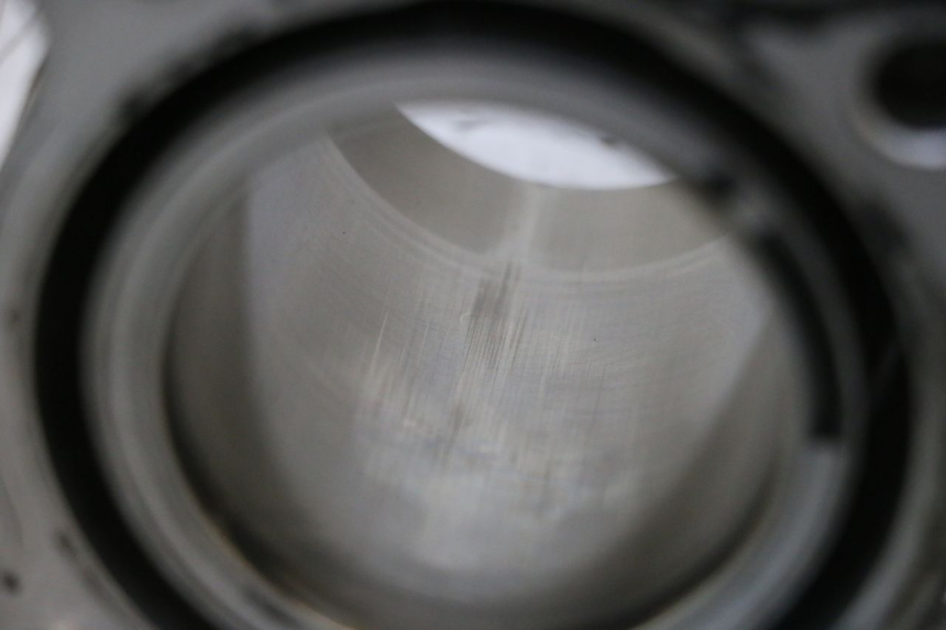 photo de CILINDRO PISTÃO HONDA PCX (JF57/JF64) 125 (2014 - 2018) - Detalhes característicos