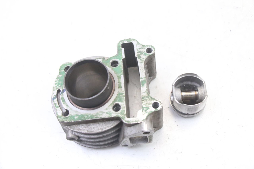 photo de CILINDRO PISTÃO PEUGEOT KISBEE 4T 50 (2010 - 2017) - Vista geral