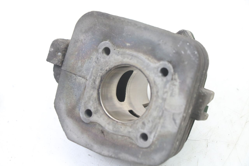 photo de CILINDRO PISTÃO PEUGEOT LUDIX ONE 50 (2005 - 2008) - Detalhes característicos
