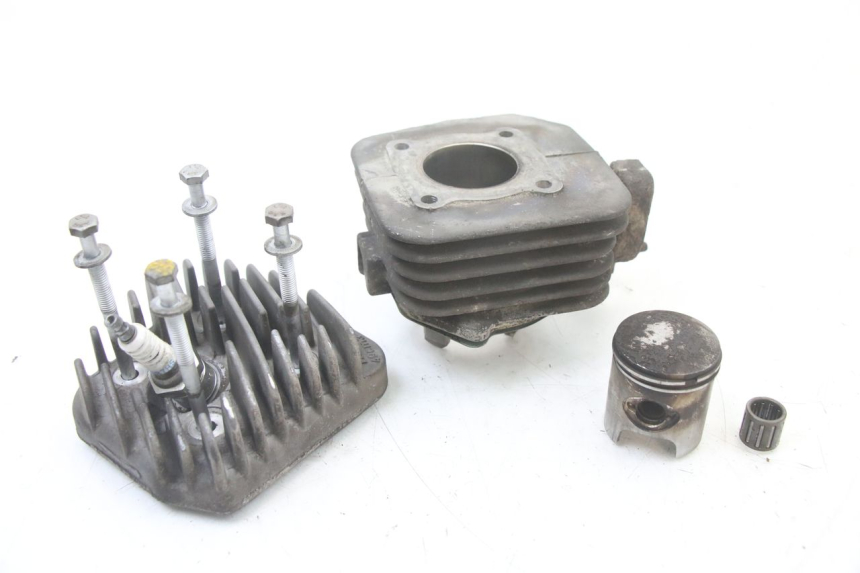 photo de CILINDRO PISTÃO PEUGEOT LUDIX ONE 50 (2005 - 2008) - Outro ângulo de visão