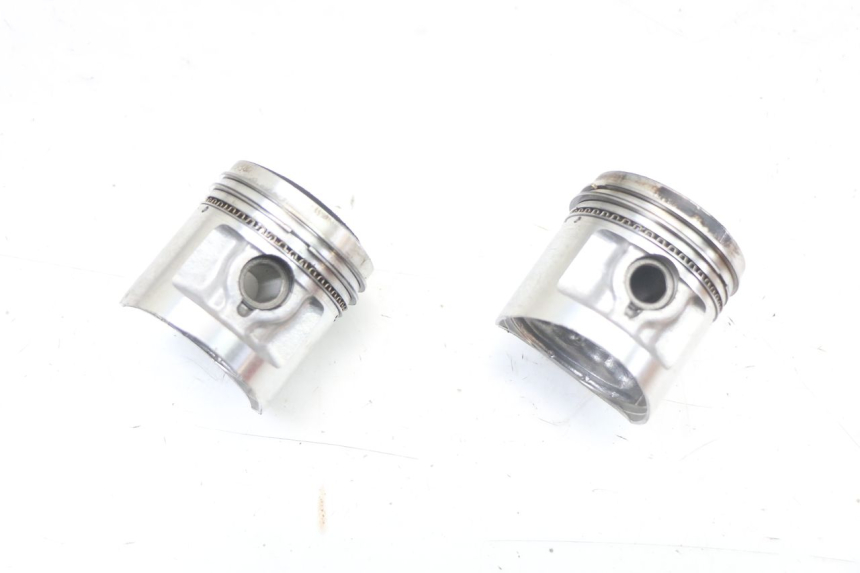 photo de CILINDRO PISTÃO REGAL RAPTOR RAXTER 2 125 (2007 - 2015) - Pontos de fixação