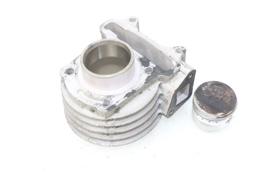 photo de CILINDRO PISTÃO KYMCO SENTO 50 (2008 - 2013) - Pontos de fixação
