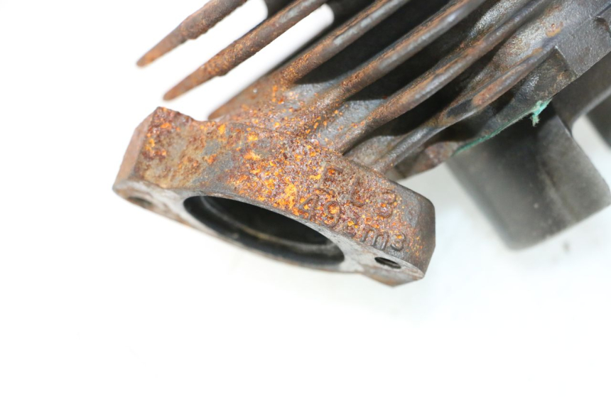 photo de PISTÃO DO CILINDRO PEUGEOT SPEEDFIGHT 2 AC 50 (2000 - 2009) - Vista de perto