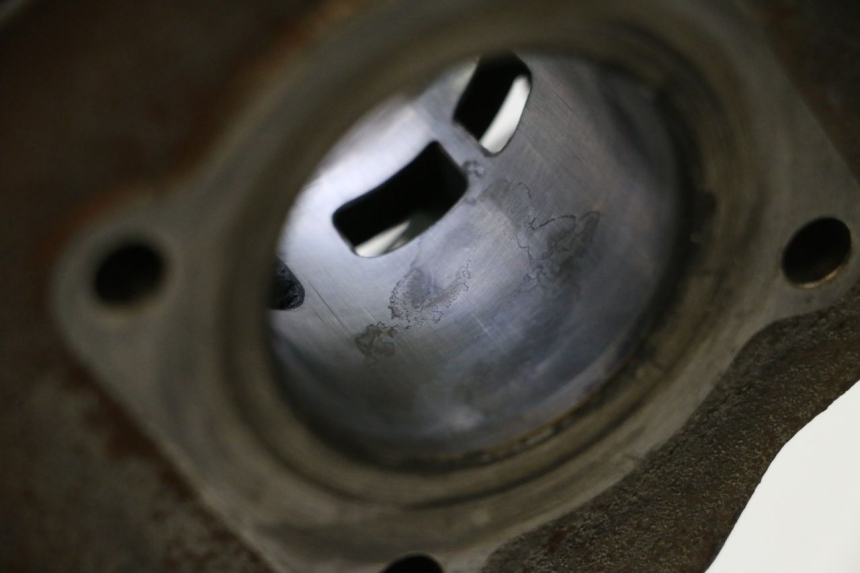 photo de PISTÃO DO CILINDRO PEUGEOT SPEEDFIGHT 2 AC 50 (2000 - 2009) - Ampliação técnica