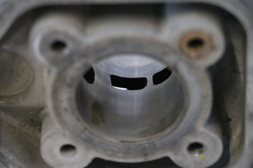 photo de CILINDRO PISTÃO PEUGEOT SPEEDFIGHT LC 50 (1996 - 2002) - Estado da superfície