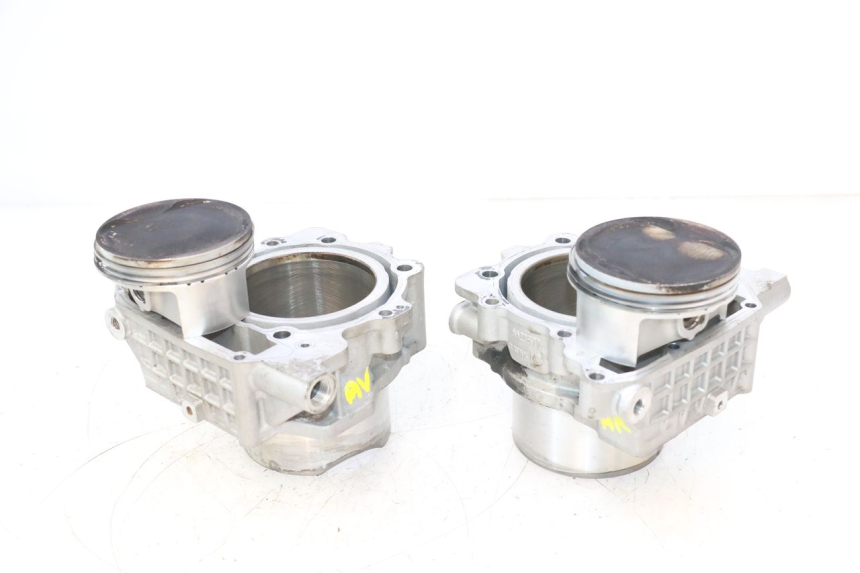 photo de PISTÃO DO CILINDRO CAN-AM SPYDER RS 1000 (2008 - 2012) - Detalhe da peça