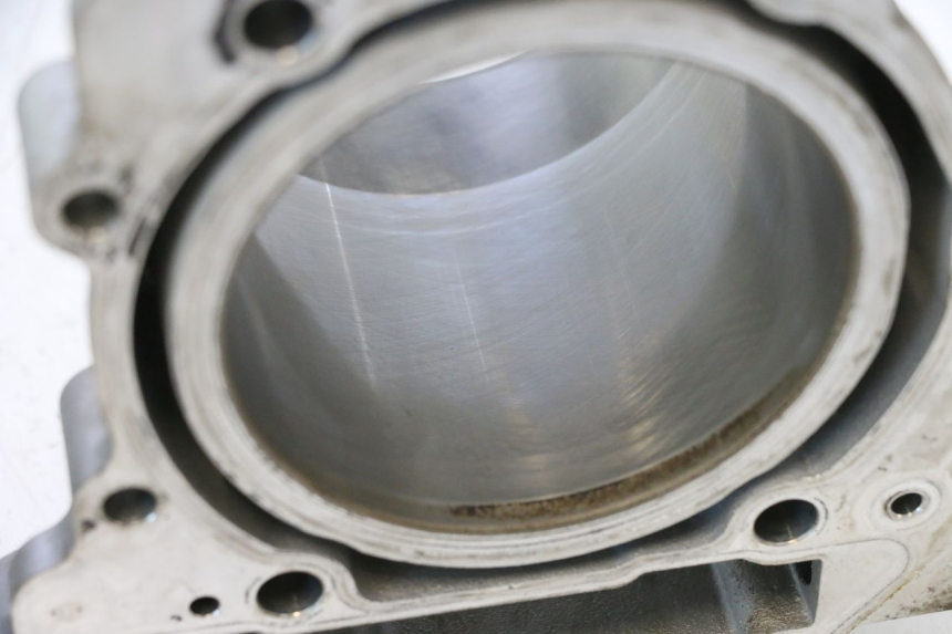 photo de PISTÃO DO CILINDRO CAN-AM SPYDER RS 1000 (2008 - 2012) - Pontos de fixação