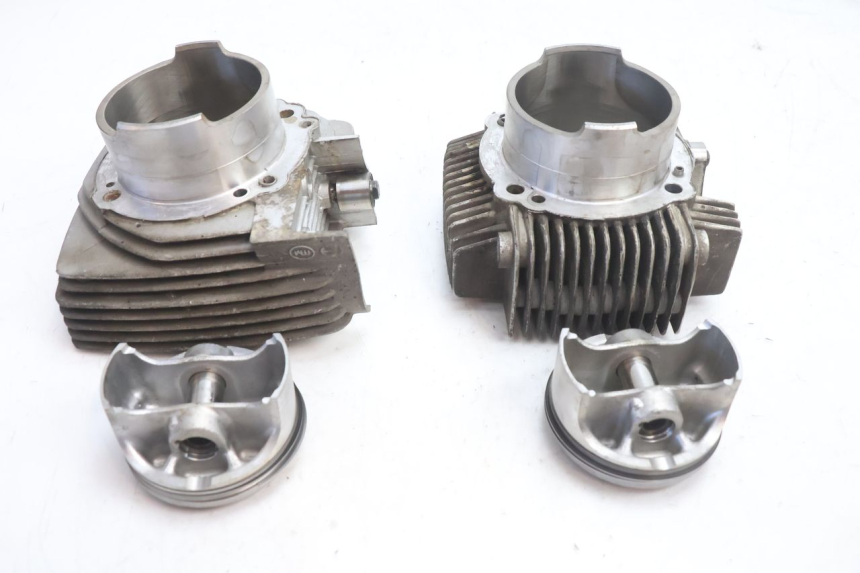 photo de PISTÃO DO CILINDRO DUCATI SS IE DS CARENEE 1000 (2002 - 2006) - Detalhe da peça