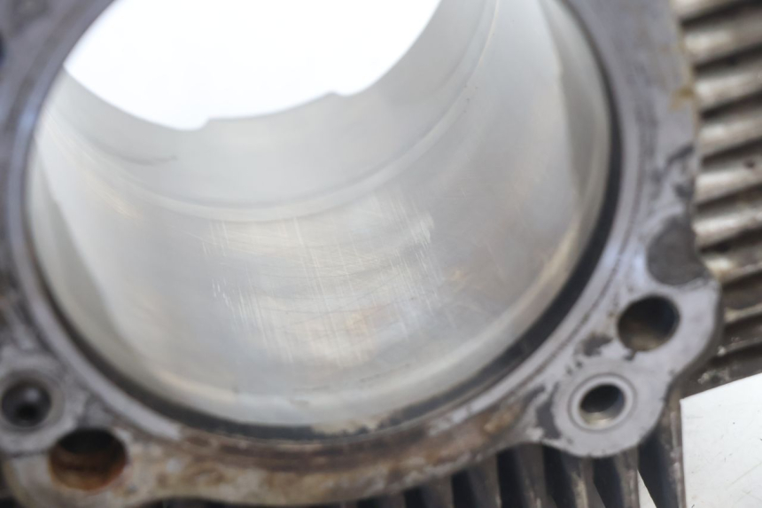 photo de PISTÃO DO CILINDRO DUCATI SS IE DS CARENEE 1000 (2002 - 2006) - Estrutura - ampliação