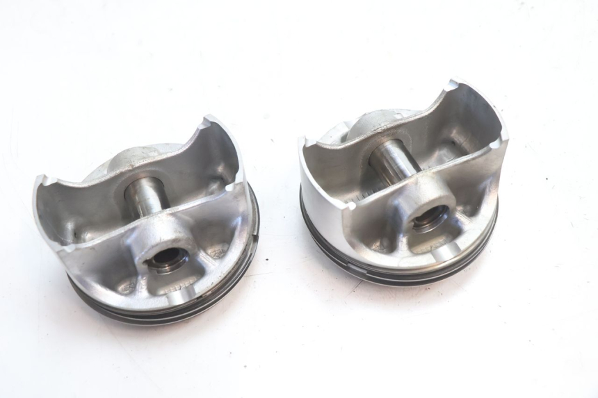 photo de PISTÃO DO CILINDRO DUCATI SS IE DS CARENEE 1000 (2002 - 2006) - Zoom do estado de desgaste