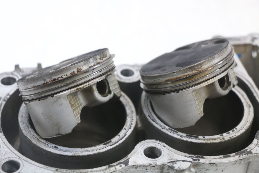 photo de CILINDRO PISTÃO SUZUKI GSX F GSXF 650 (2007 - 2015) - Vista de perto