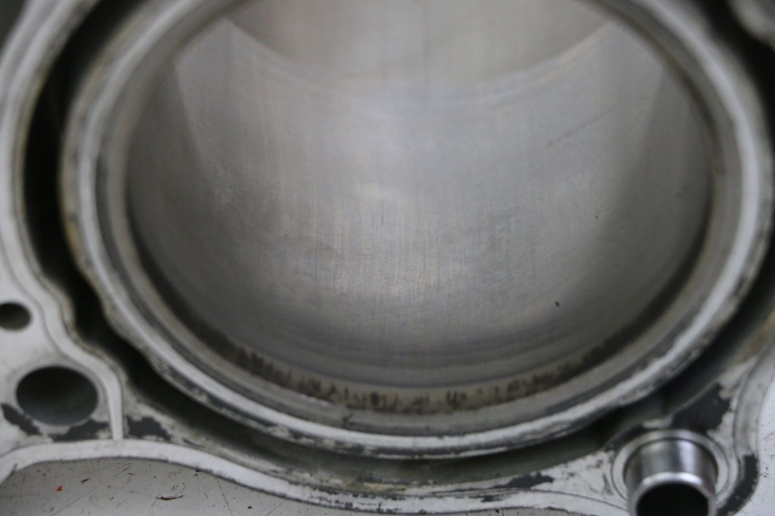 photo de CILINDRO PISTÃO SUZUKI SV S 650 (1999 - 2002) - Ampliação técnica