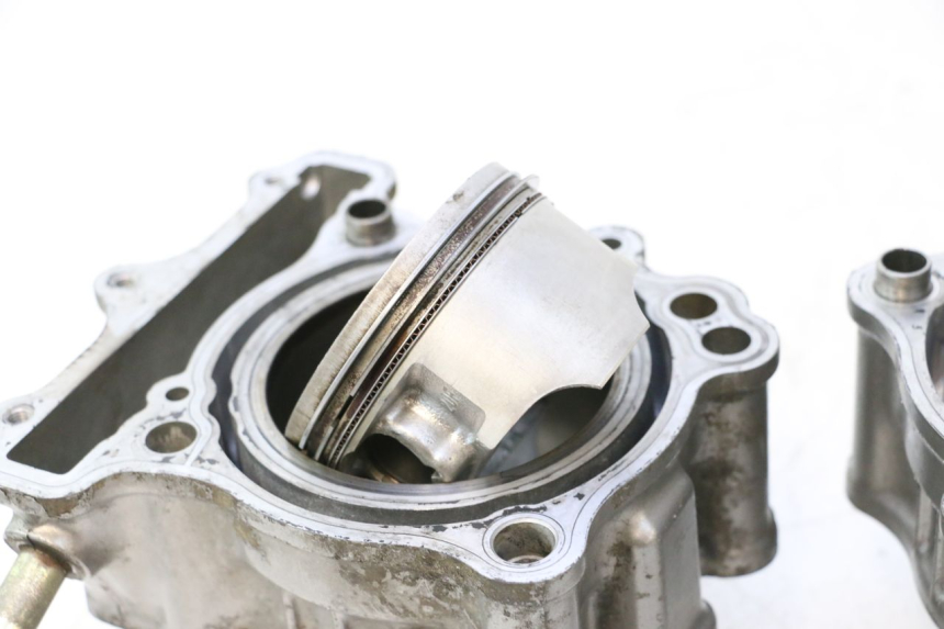 photo de CILINDRO PISTÃO SUZUKI SV S 650 (1999 - 2002) - Ampliação dos componentes