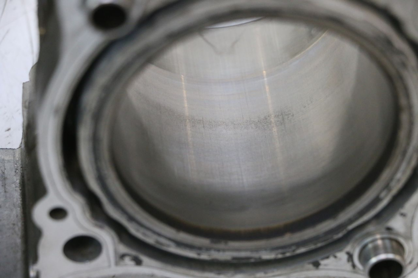 photo de CILINDRO PISTÃO SUZUKI SV S 650 (1999 - 2002) - Ampliação técnica