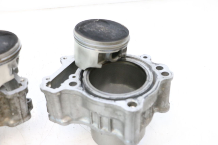 photo de PISTÃO DO CILINDRO SUZUKI SV S 650 (2003 - 2009) - Ângulo alternativo