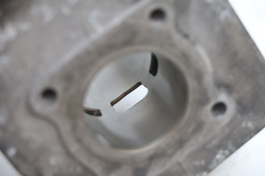 photo de CILINDRO PISTÃO PEUGEOT TREKKER 50 (1995 - 2004) - Detalhes característicos