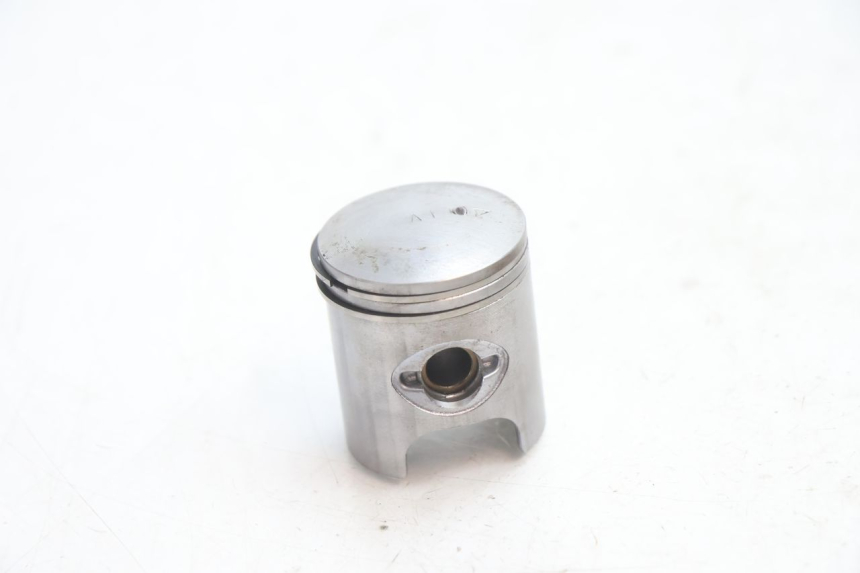 photo de CILINDRO PISTÃO PEUGEOT TREKKER 50 (1995 - 2004) - Vista de perto
