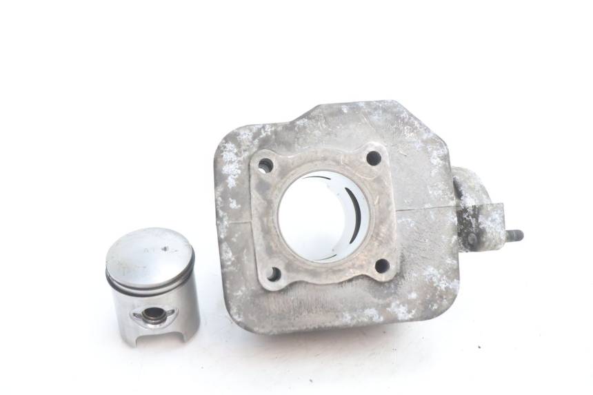 photo de CILINDRO PISTÃO PEUGEOT TREKKER 50 (1995 - 2004) - Zoom do estado de desgaste