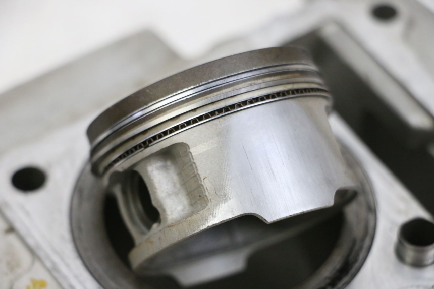 photo de CILINDRO PISTÃO YAMAHA TTR 125 (2000 - 2020) - Vista de perto