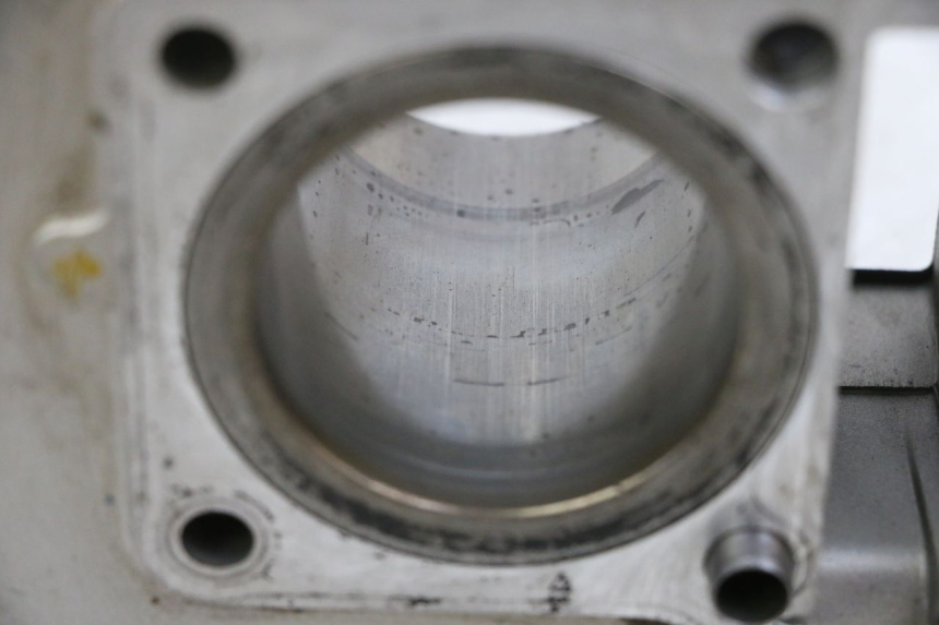 photo de CILINDRO PISTÃO YAMAHA TTR 125 (2000 - 2020) - Pontos de fixação
