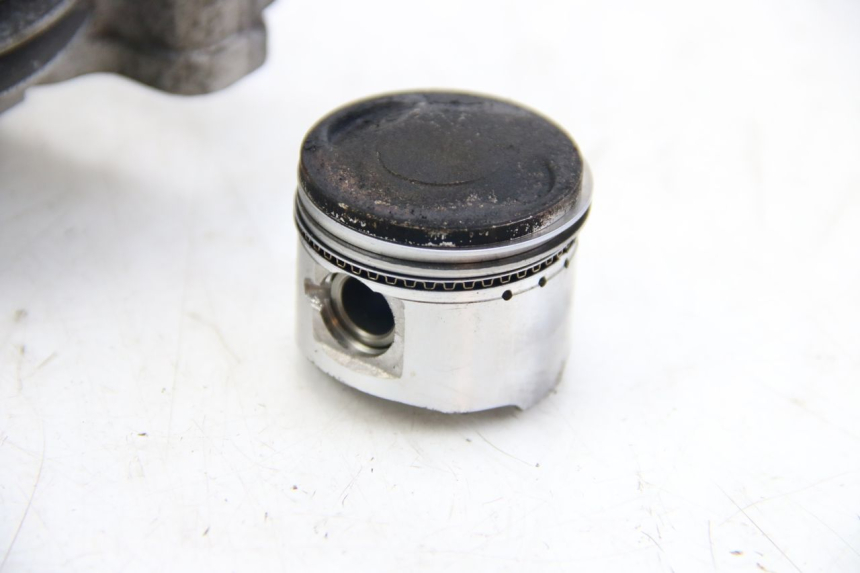photo de CILINDRO PISTÃO PEUGEOT V-CLIC VCLIC 50 (2007 - 2013) - Detalhes característicos