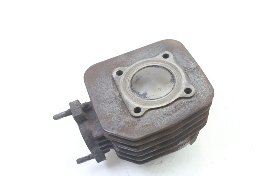 photo de CILINDRO PISTÃO PEUGEOT VIVACITY NEW 2T 50 (2008 - 2017) - Zoom do estado de desgaste