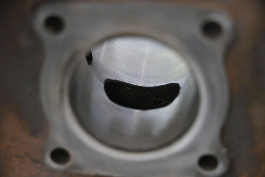 photo de CILINDRO PISTÃO PEUGEOT VIVACITY NEW 2T 50 (2008 - 2017) - Pontos de fixação