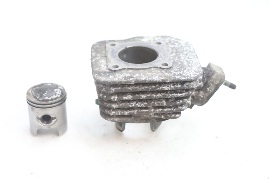 photo de CILINDRO PISTÃO PEUGEOT VIVACITY 50 (2004 - 2009) - Detalhe da peça