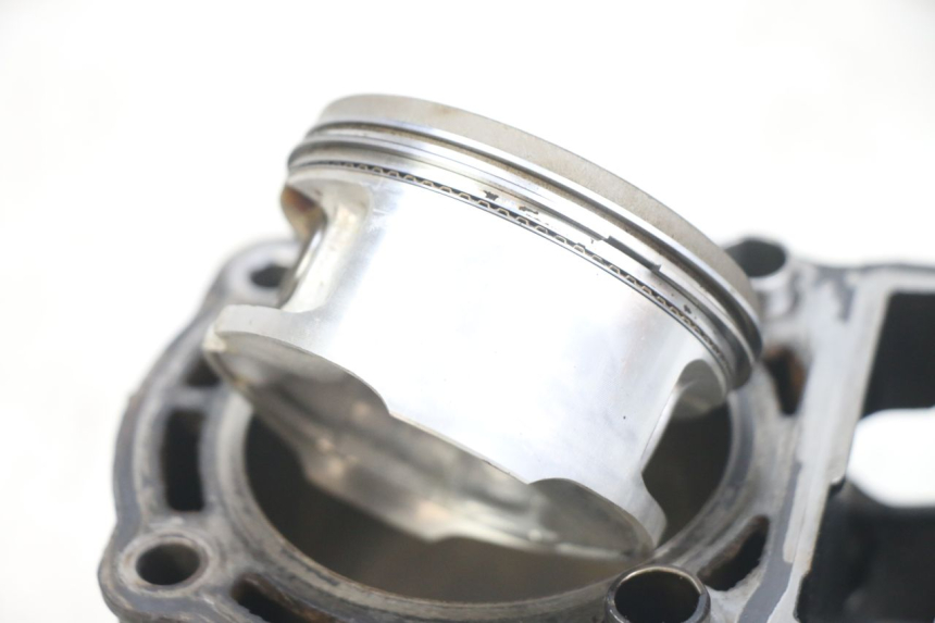 photo de CILINDRO PISTÃO YAMAHA X-MAX XMAX 250 (2006 - 2009) - Detalhes característicos