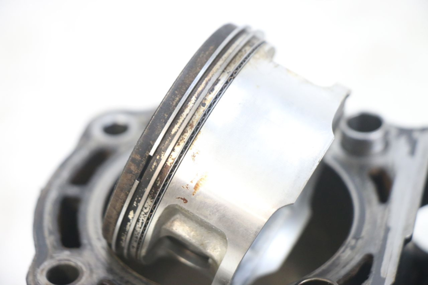photo de CILINDRO PISTÃO YAMAHA X-MAX XMAX 250 (2006 - 2009) - Ampliação dos componentes