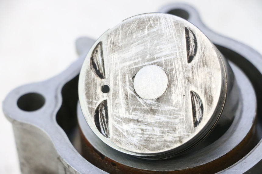 photo de CILINDRO PISTÃO YAMAHA X-MAX XMAX 125 (2010 - 2013) - Vista de perto