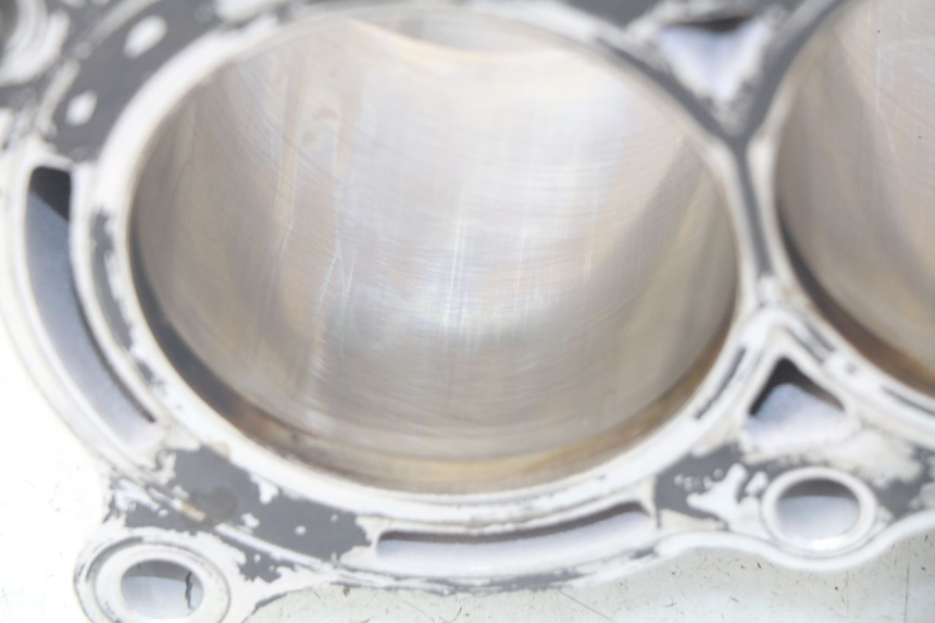 photo de CILINDRO PISTÃO YAMAHA XP T-MAX TMAX ABS 530 (2012 - 2015) - Pontos de fixação