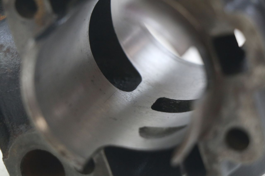 photo de CILINDRO PISTÃO PEUGEOT XP6 50 (2006 - 2011) - Vista geral
