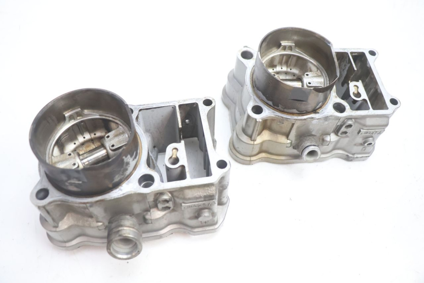photo de CILINDRO PISTÃO HONDA XRV AFRICA TWIN 750 (1990 - 1992) - Pontos de fixação