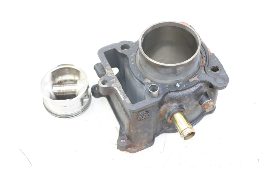 photo de CILINDRO PISTÃO YAMAHA YP MAJESTY 125 (2002 - 2006) - Zoom do estado de desgaste
