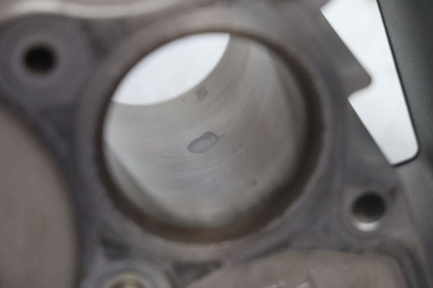 photo de PISTÃO DO CILINDRO PIAGGIO ZIP IGET 4T 50 (2021 - 2023) - Detalhes característicos