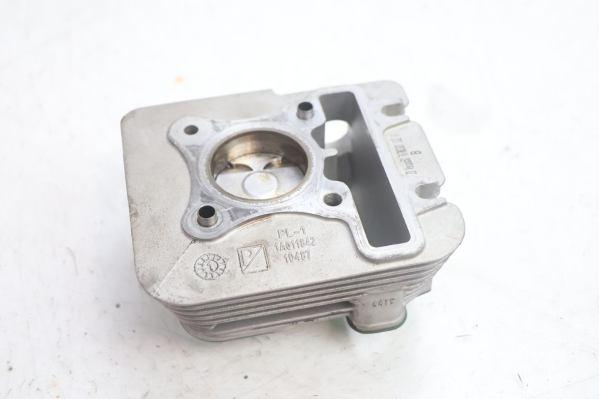 photo de PISTÃO DO CILINDRO PIAGGIO ZIP IGET 4T 50 (2021 - 2023) - Outro ângulo de visão