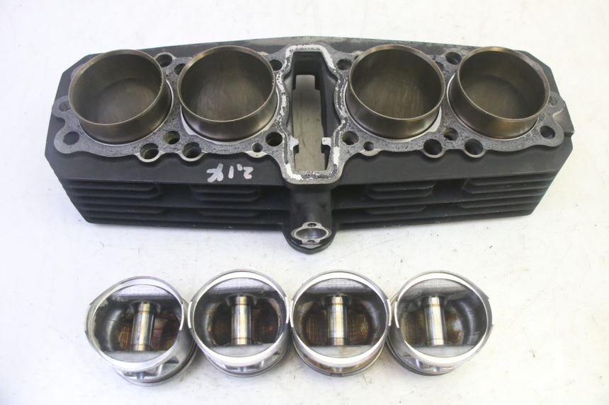 photo de CILINDRO PISTÃO KAWASAKI ZR 7 750 (1999 - 2004) - Outro ângulo de visão