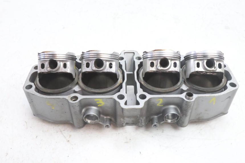 photo de PISTÃO DO CILINDRO KAWASAKI ZZR 600 (1995 - 2004) - Vista principal