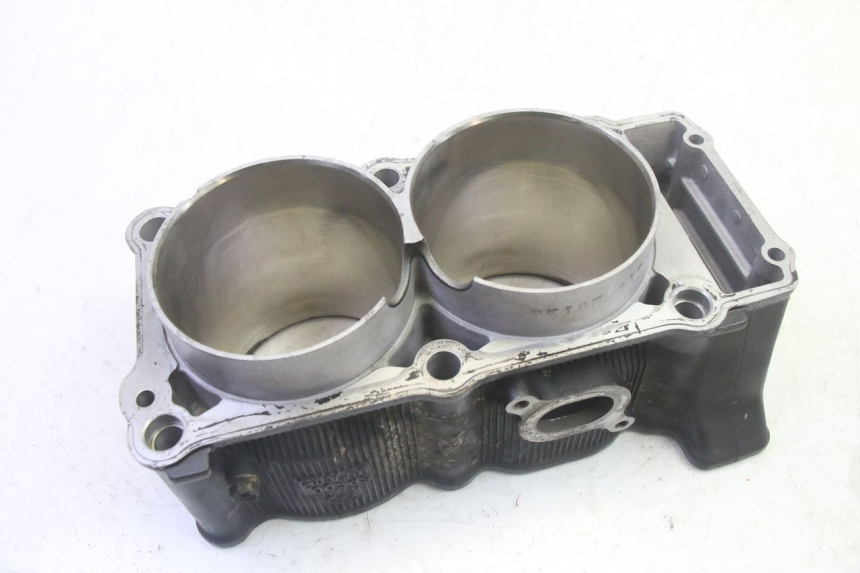 photo de CILINDRO YAMAHA TDM ABS 900 (2002 - 2014) - Detalhes característicos