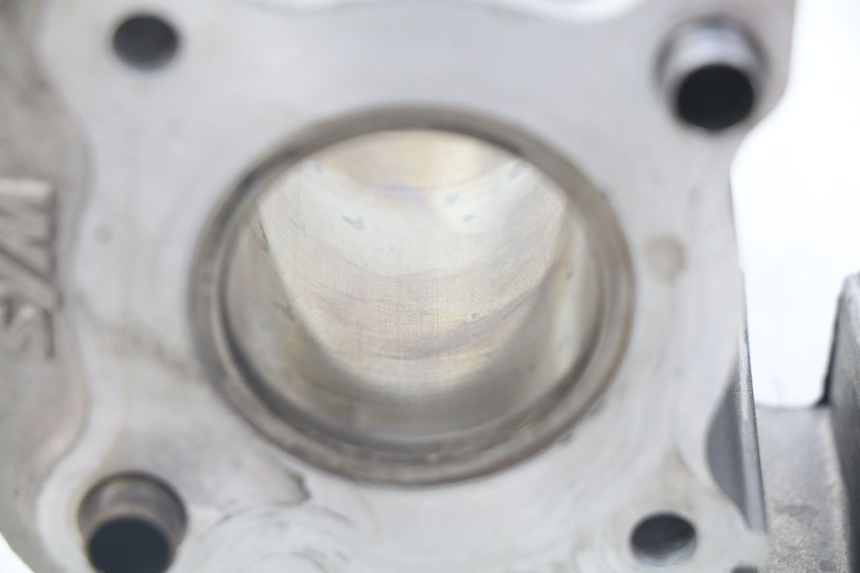 photo de CILINDRO PEUGEOT TWEET ACTIVE 4T 50 (2018 - 2022) - Zoom do estado de desgaste