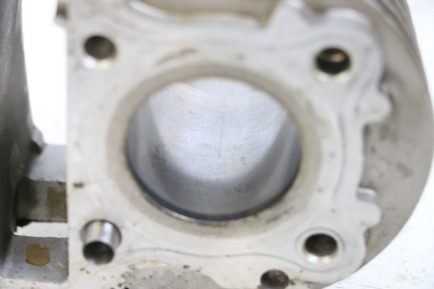 photo de CILINDRO PEUGEOT V-CLIC VCLIC 50 (2007 - 2013) - Zoom do estado de desgaste