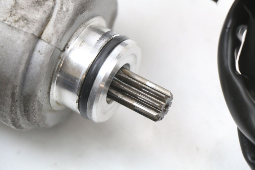 photo de MOTOR DE ARRANQUE JONWAY AZTRAL 125 (2008 - 2017) - Detalhe da peça