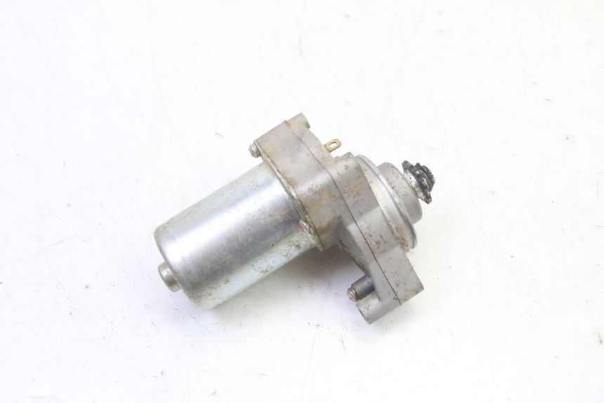 photo de MOTOR DE ARRANQUE KEROX BAZOOKA 110 - Outro ângulo de visão