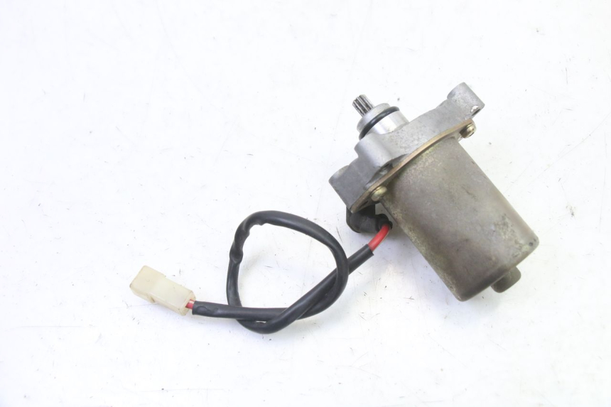 photo de MOTOR DE ARRANQUE APRILIA CLASSIC 125 (1995 - 2001) - Outro ângulo de visão